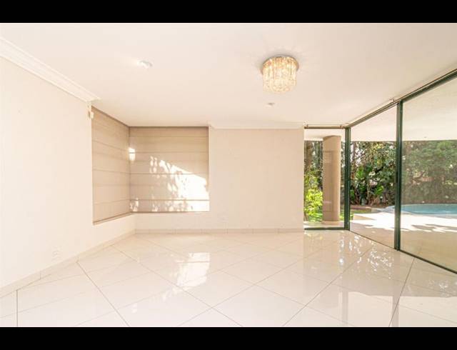 3 BEDROOM HOUSE FOR SALE IN BRYANSTON